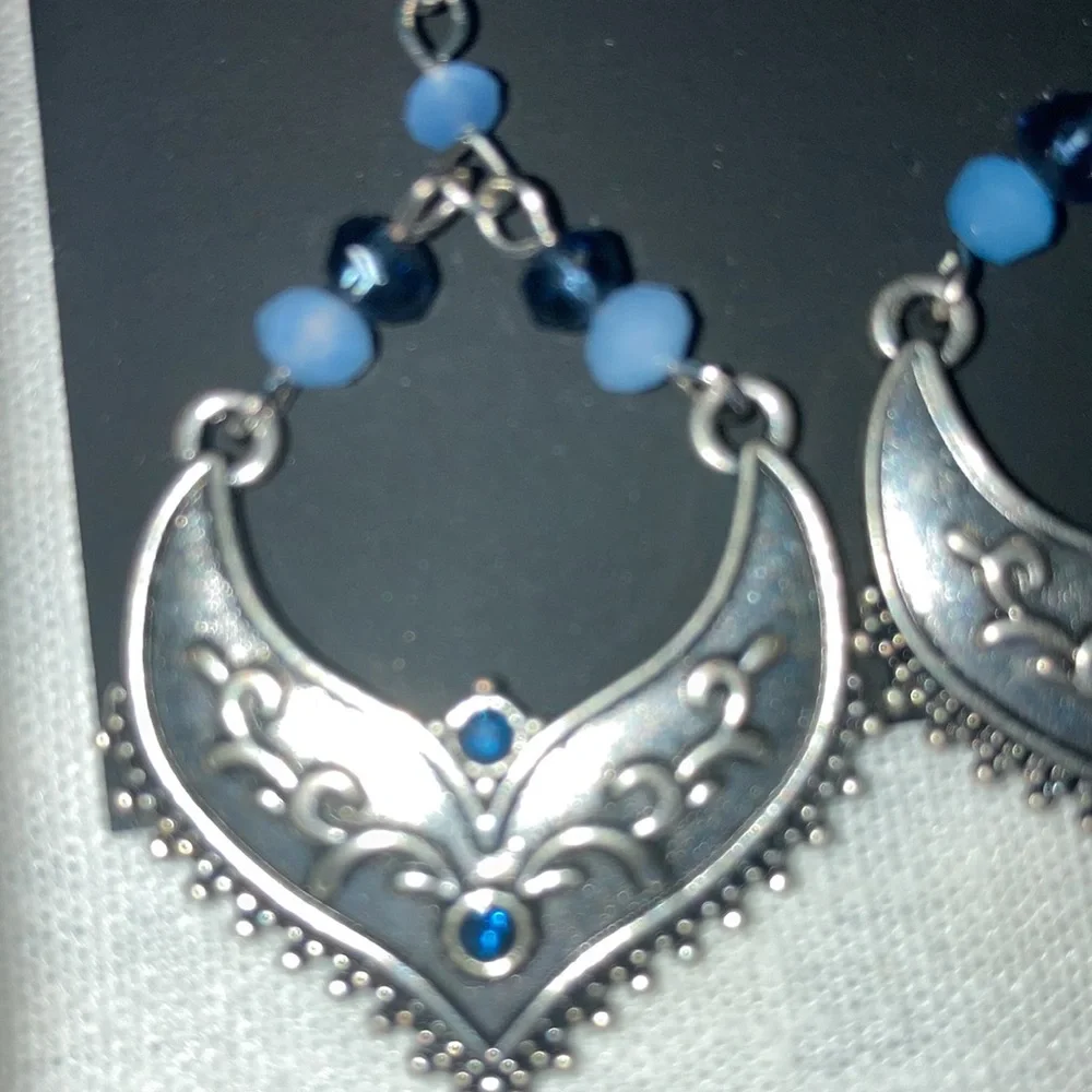 NWOT INC st w/2 shades purple beads and 2 purple rhinestones, $16 - Picture 2 of 4